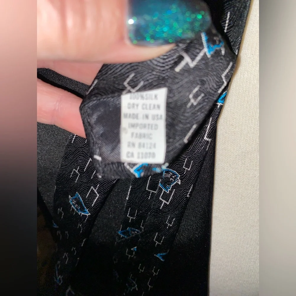 EUC Vintage 2003 Carolina Panthers Field Goal Tie by Ralph Martin & Co